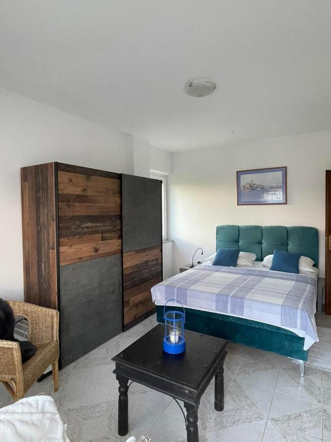 Sveti Ivan Dobrinjski Apartman Kacic מראה חיצוני תמונה
